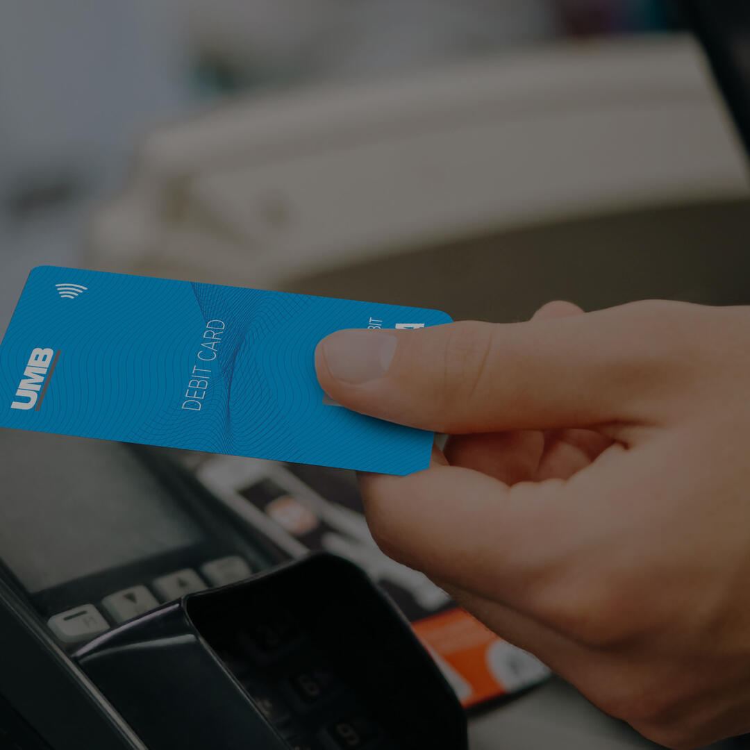 UMB VISA Debit Card swapped-correct card_Social media (square)